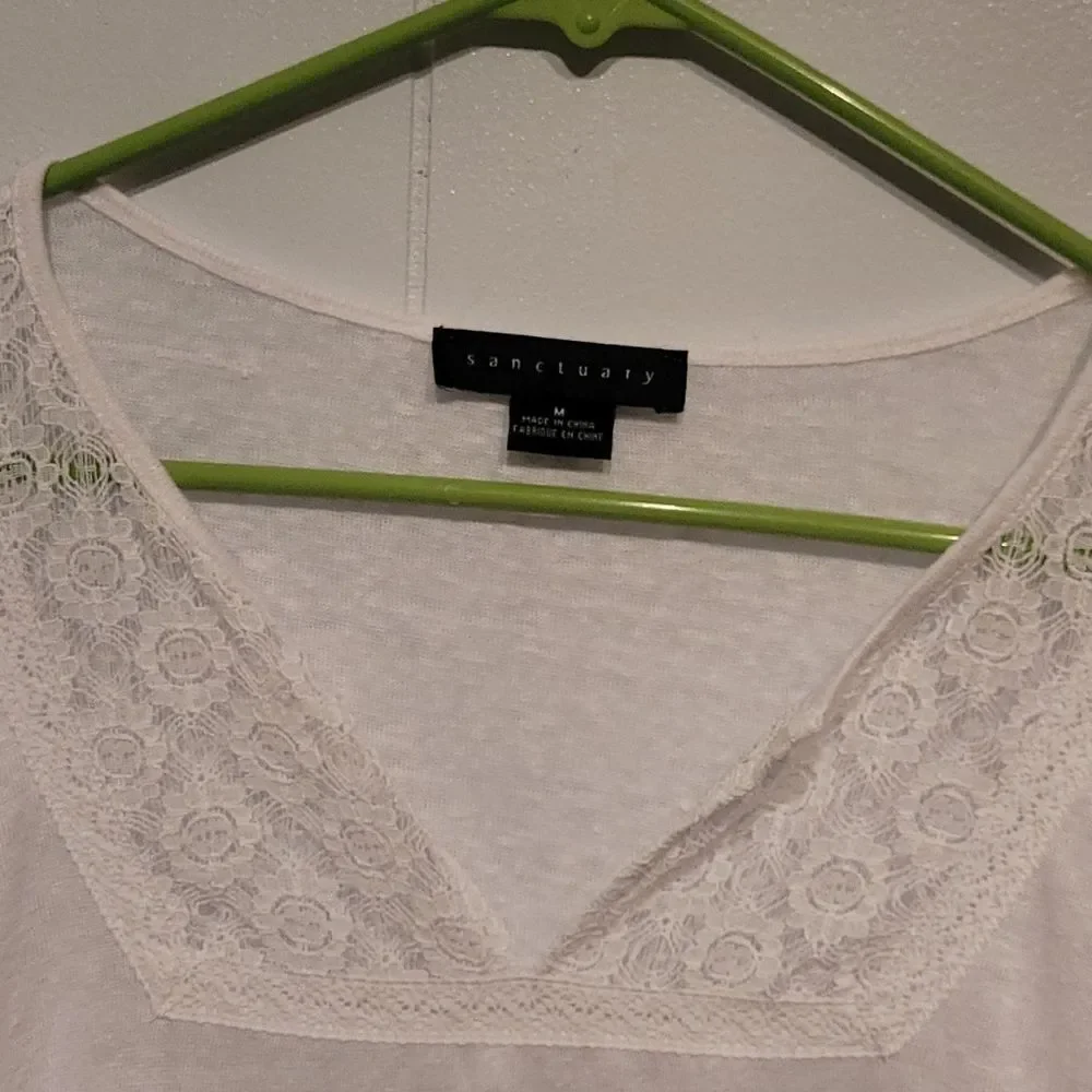 Sanctuary Lora Crochet lace neck long sleeve white tee medium